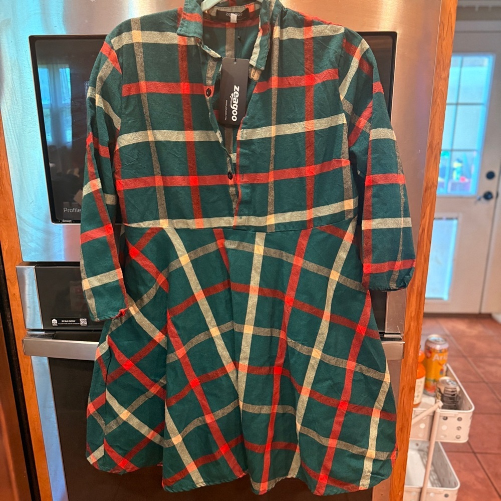 Zeagoo Women's Plaid Dress - Green and Red